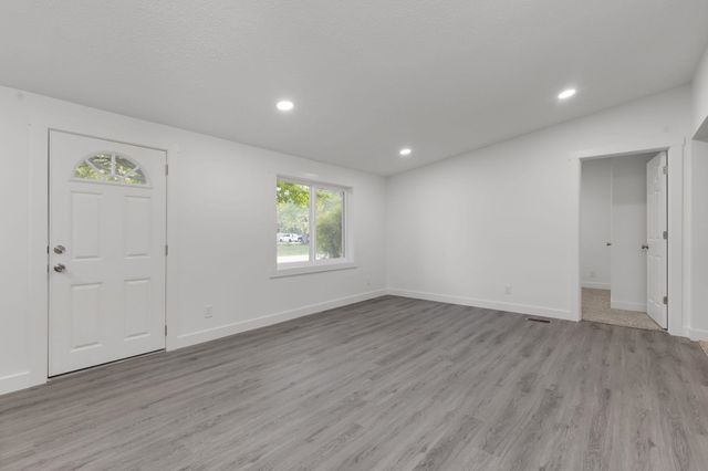 30089 Oriole Street, Elkhart, IN 46517