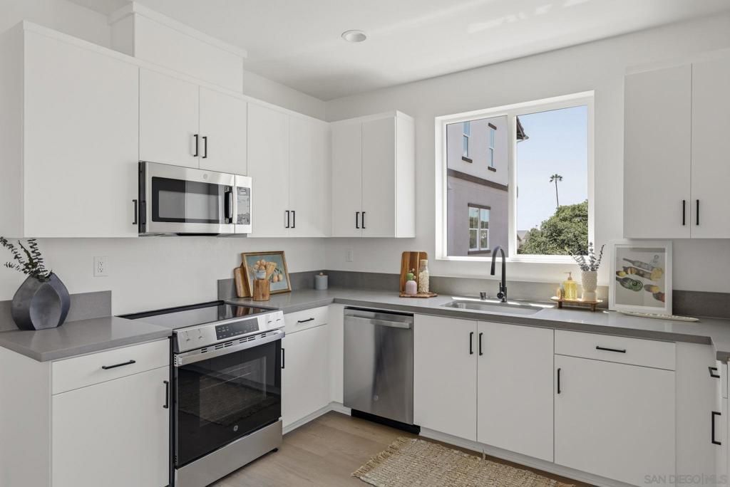 Image 10 of property listing at 201 Sarina Ln, San Marcos, CA 92069