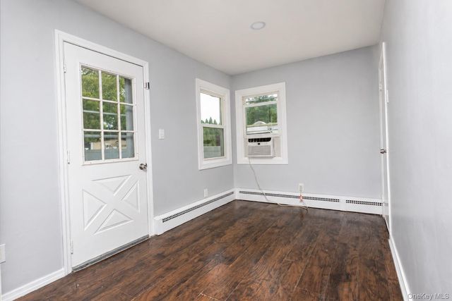 132 48th Street, Lindenhurst, NY 11757