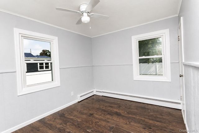 132 48th Street, Lindenhurst, NY 11757