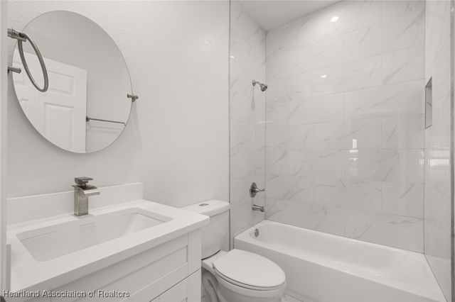 4317 Lafayette Avenue, Sebring, FL 33875