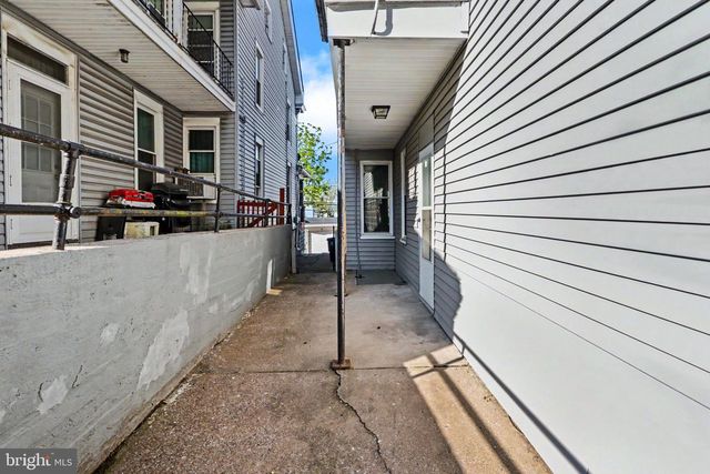 43 PENN ST, Steelton, PA 17113
