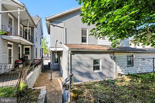 43 PENN ST, Steelton, PA 17113