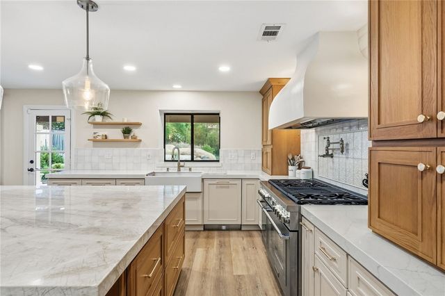 22158 Serenade Ridge, Murrieta, CA 92562