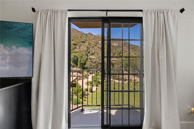 22158 Serenade Ridge, Murrieta, CA 92562