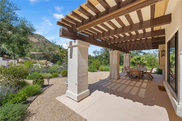 22158 Serenade Ridge, Murrieta, CA 92562