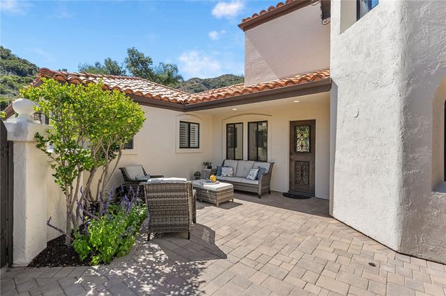 22158 Serenade Ridge, Murrieta, CA 92562