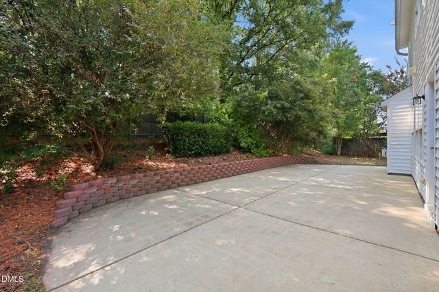 212 Mizelle Meadow Court, Holly Springs, NC 27540
