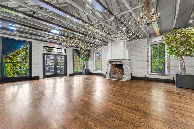 201 N Mill Street, Northport, MI 49670