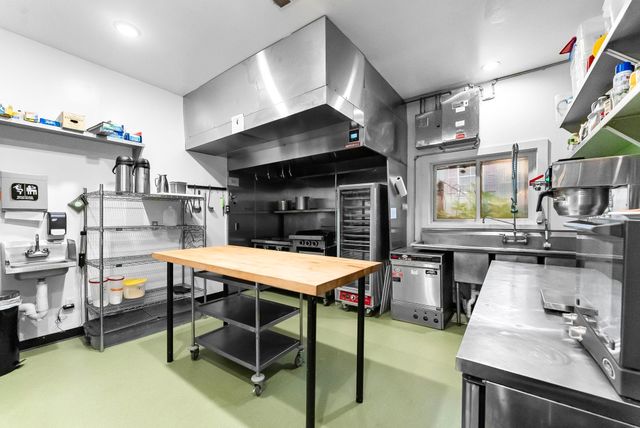 201 N Mill Street, Northport, MI 49670