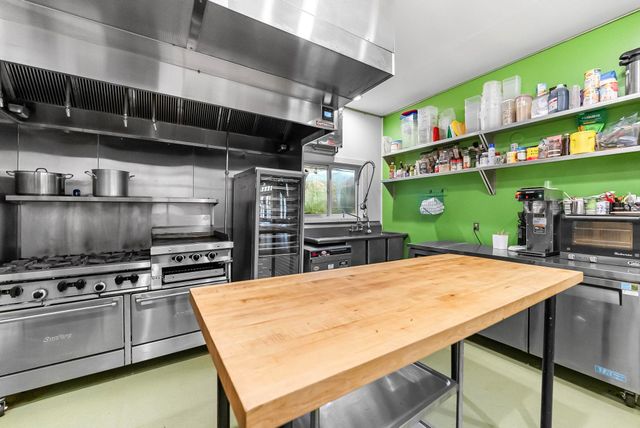 201 N Mill Street, Northport, MI 49670