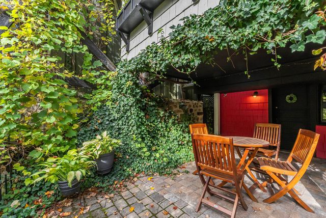 201 N Mill Street, Northport, MI 49670