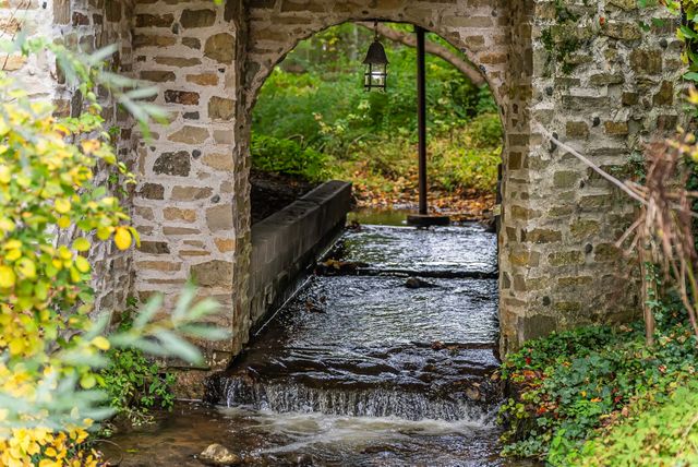 201 N Mill Street, Northport, MI 49670