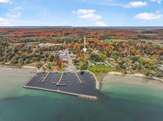 201 N Mill Street, Northport, MI 49670