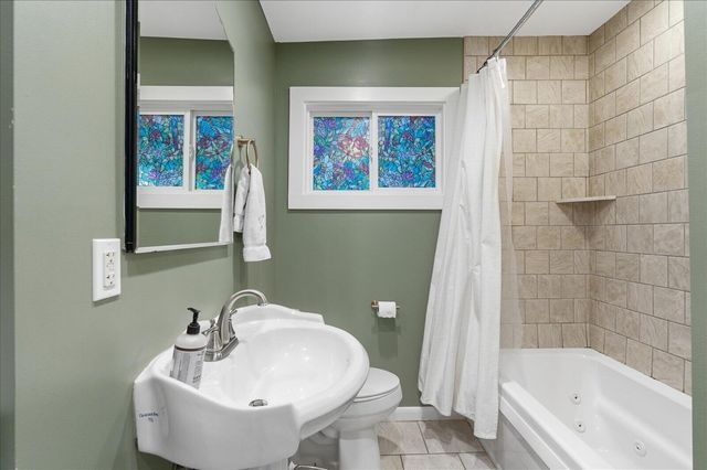 215 Waheela Drive, Chattanooga, TN 37404