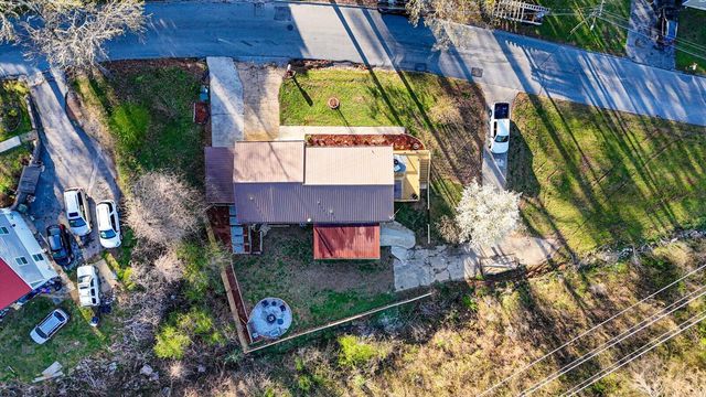215 Waheela Drive, Chattanooga, TN 37404