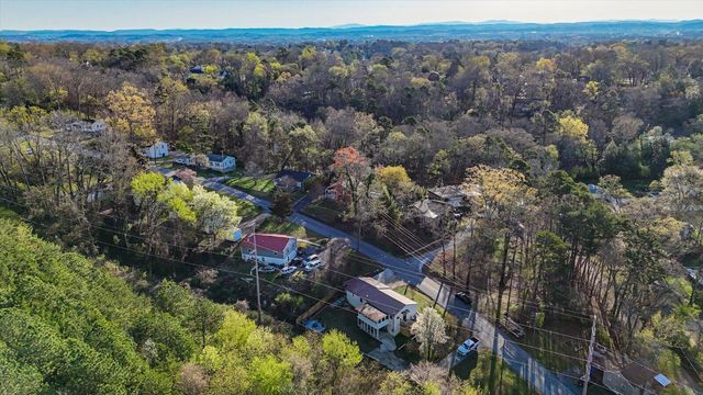 215 Waheela Drive, Chattanooga, TN 37404