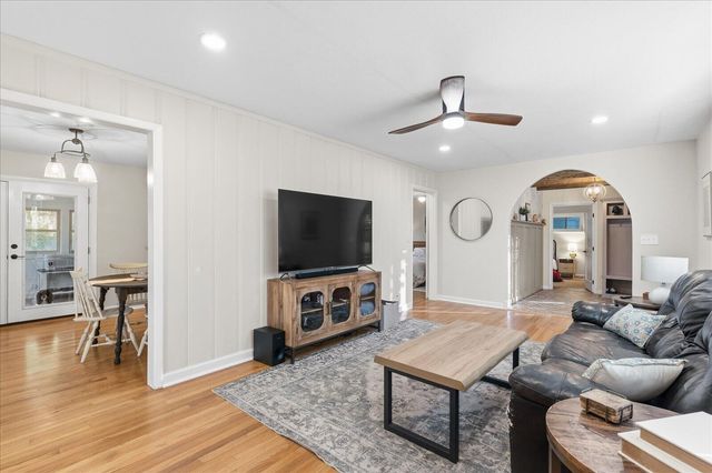 215 Waheela Drive, Chattanooga, TN 37404