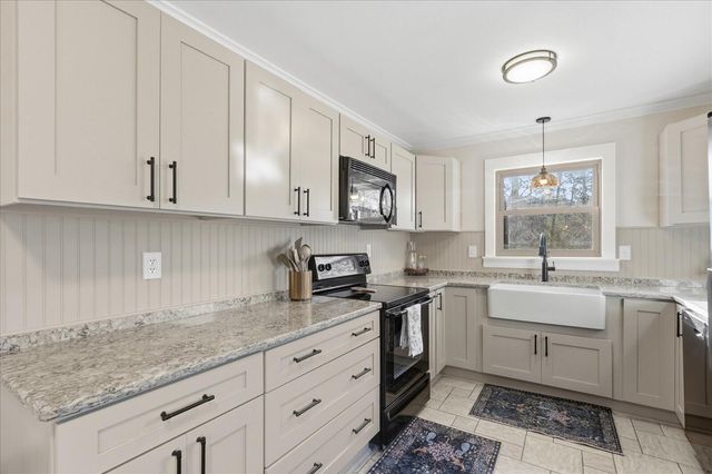 215 Waheela Drive, Chattanooga, TN 37404