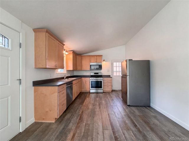 433 Sunnyside Lane, Longmont, CO 80504