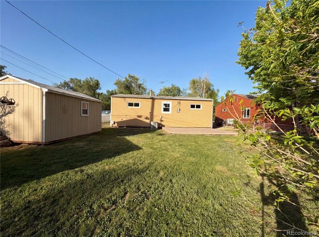 433 Sunnyside Lane, Longmont, CO 80504