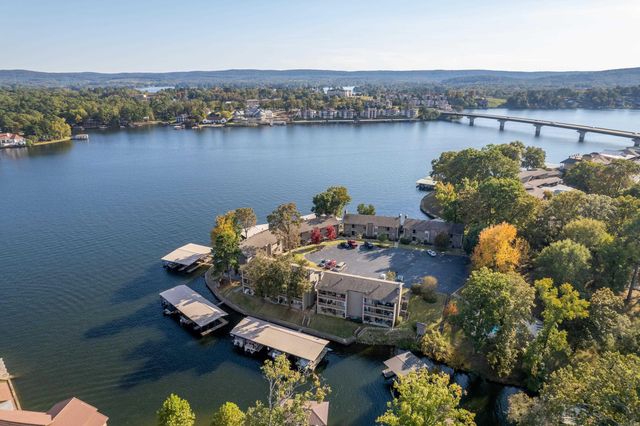 250 Grand Isle Dr Apt 3C, Hot Springs, AR 71913