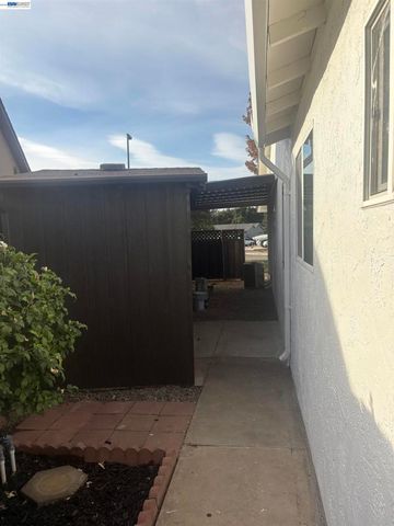 443 Colusa Way, Livermore, CA 94551