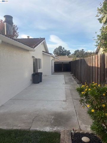 443 Colusa Way, Livermore, CA 94551