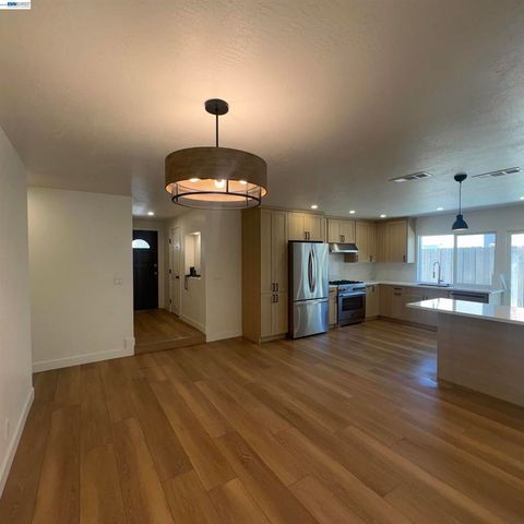 443 Colusa Way, Livermore, CA 94551