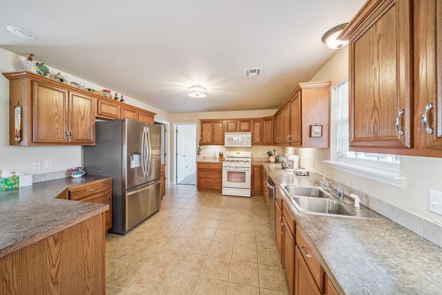 62450 E 269 Court, Grove, OK 74344