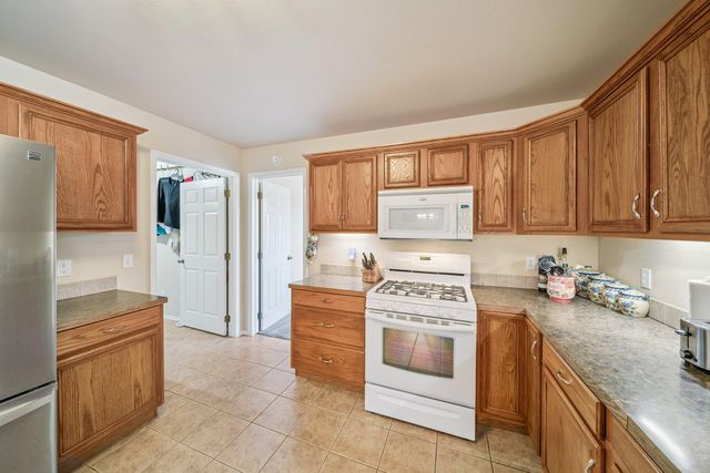 62450 E 269 Court, Grove, OK 74344