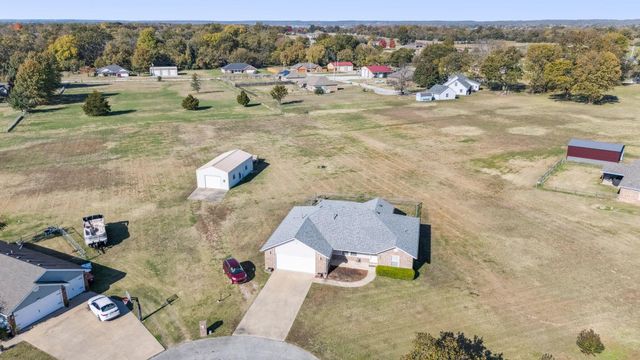 62450 E 269 Court, Grove, OK 74344