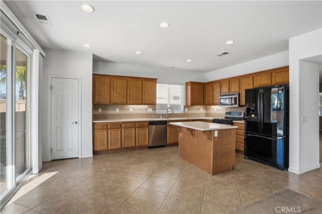 19845 Silverwood Drive, Lake Elsinore, CA 92530