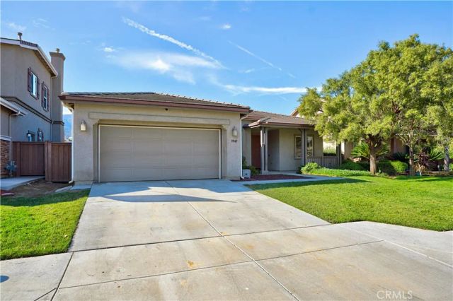 19845 Silverwood Drive, Lake Elsinore, CA 92530