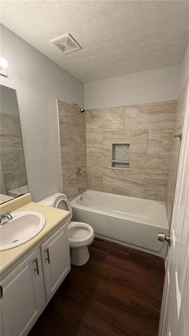 228 Inverness Trace, Riverdale, GA 30274