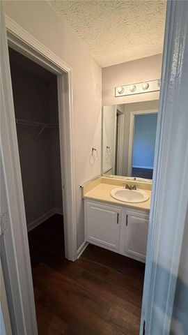 228 Inverness Trace, Riverdale, GA 30274