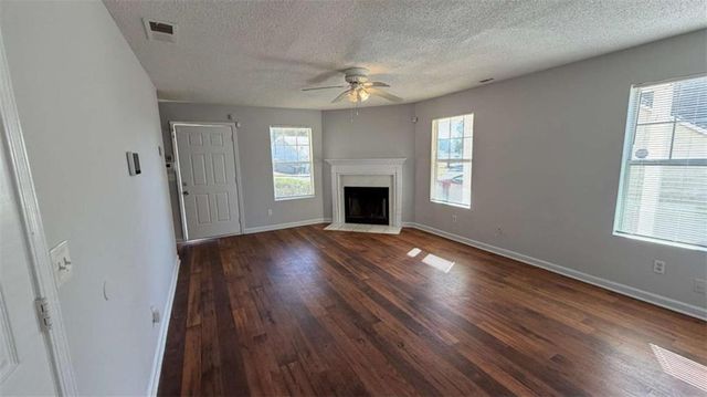 228 Inverness Trace, Riverdale, GA 30274