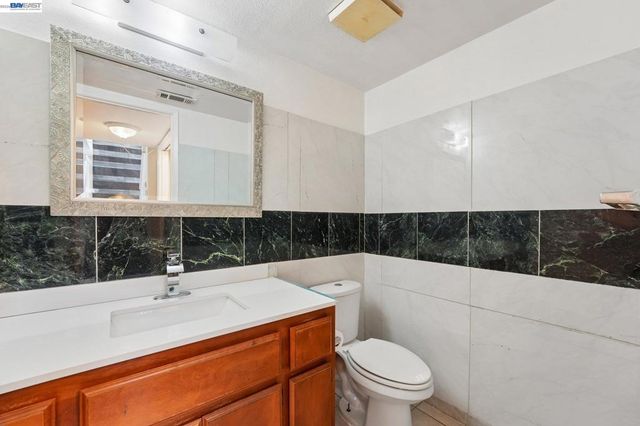 370 Stageline Dr, Vallejo, CA 94591