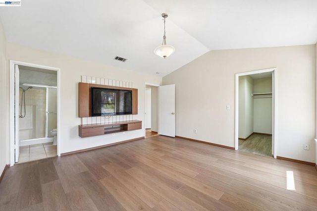 370 Stageline Dr, Vallejo, CA 94591