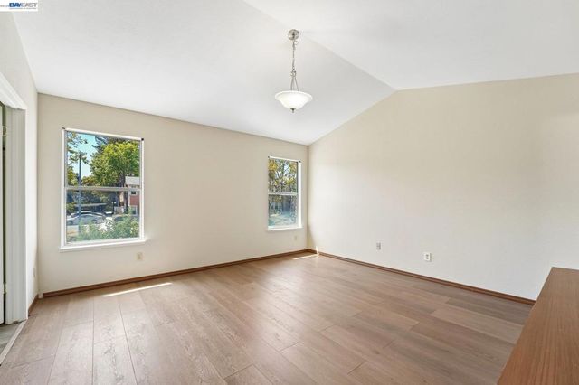 370 Stageline Dr, Vallejo, CA 94591
