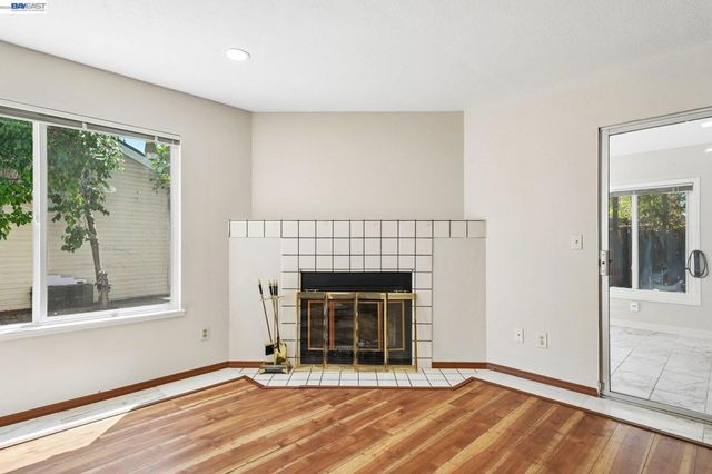 370 Stageline Dr, Vallejo, CA 94591