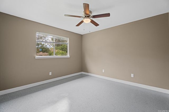 5728 HAREFIELD DR, San Antonio, TX 78228