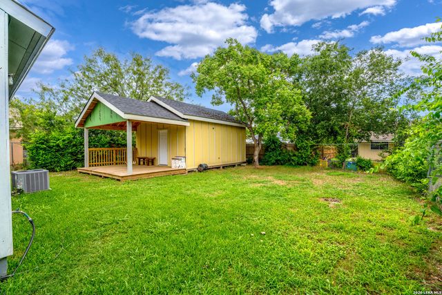 5728 HAREFIELD DR, San Antonio, TX 78228