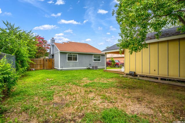 5728 HAREFIELD DR, San Antonio, TX 78228
