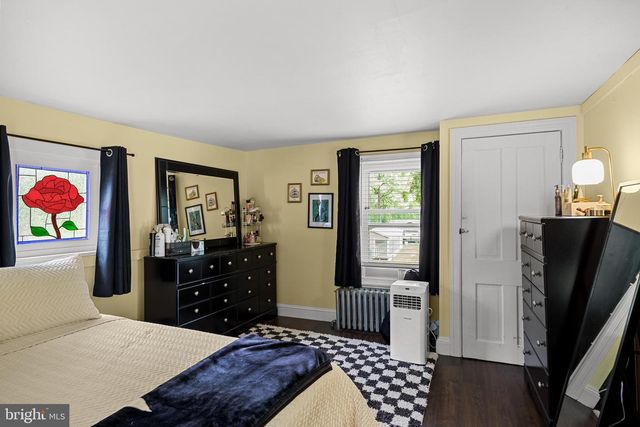 225 VAN KIRK ST, Beverly, NJ 08010