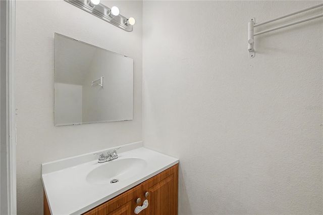 2106 PINE CHACE COURT, Tampa, FL 33613