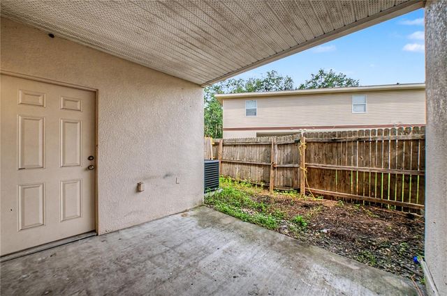 2106 PINE CHACE COURT, Tampa, FL 33613
