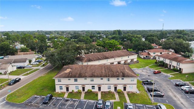 2106 PINE CHACE COURT, Tampa, FL 33613
