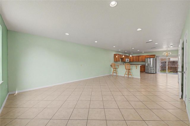 2106 PINE CHACE COURT, Tampa, FL 33613