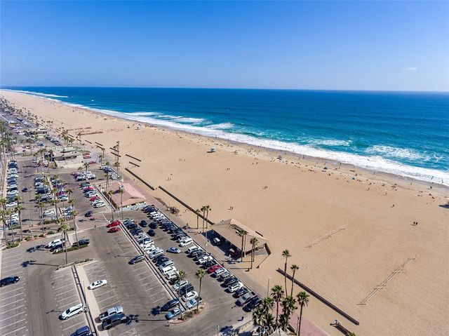 200 Pacific Coast Highway 137, Huntington Beach, CA 92648